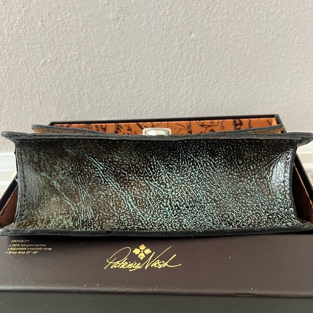 NEW Patricia Nash Leather Locri Crossbody- Tooled Turquoise in Gift Box - Picture 8 of 11